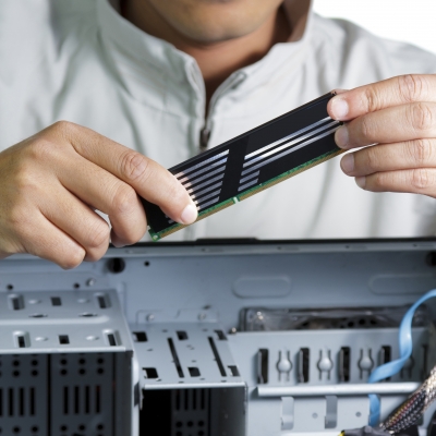 pokazený počítač